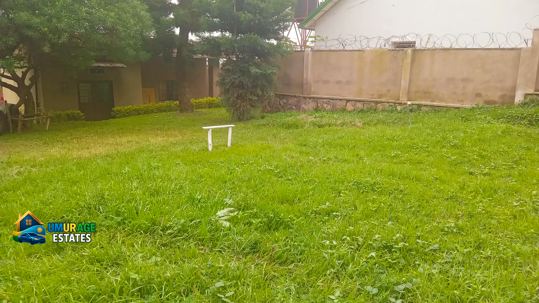 Prime R4 Zoned Land for Sale in Nyamirambo – Kuryanyuma | 1,000 m²